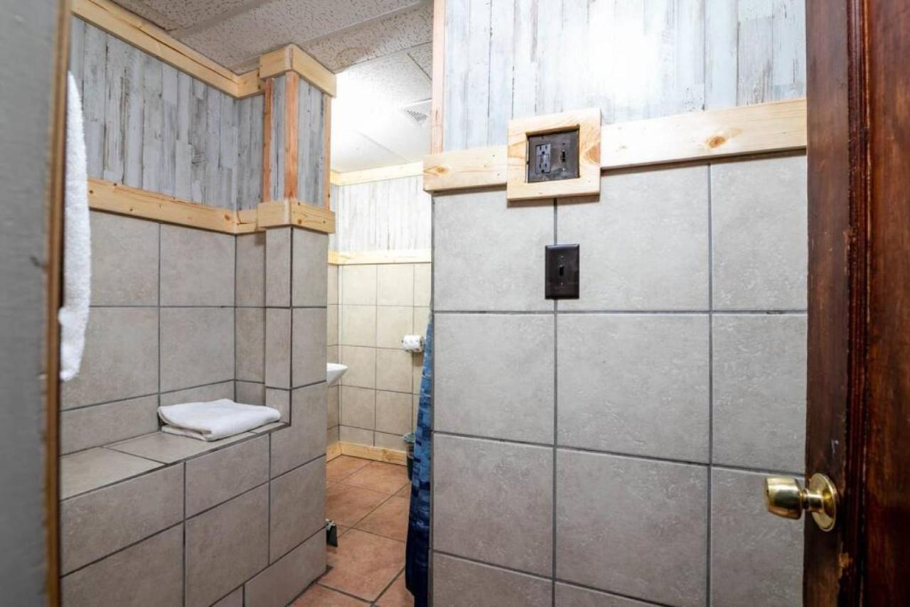 1 Spacious Private Dog Friendly Appartamento *